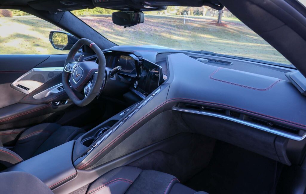 2023 Chevrolet Corvette Stingray-R 3LT