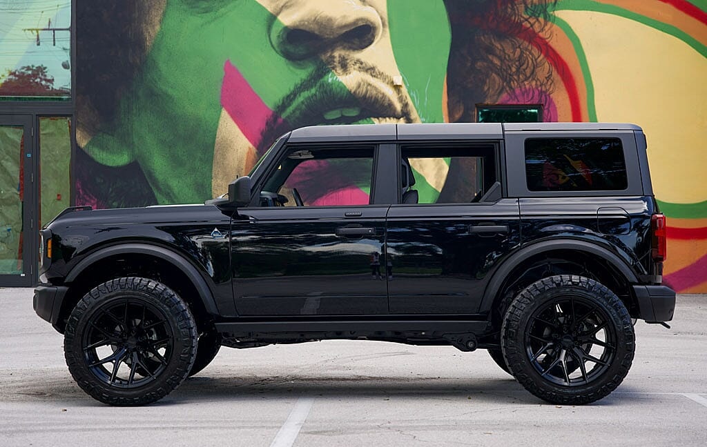 2023 Ford Bronco Black Diamond