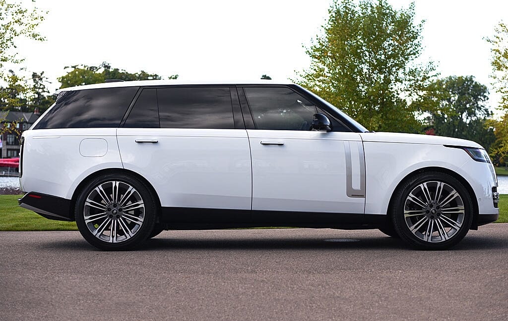 2023 Land Rover Range Rover P530 Autobiography LWB