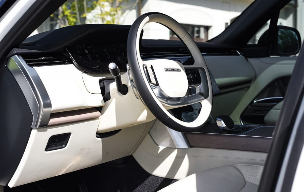 2023 Land Rover Range Rover P530 Autobiography LWB