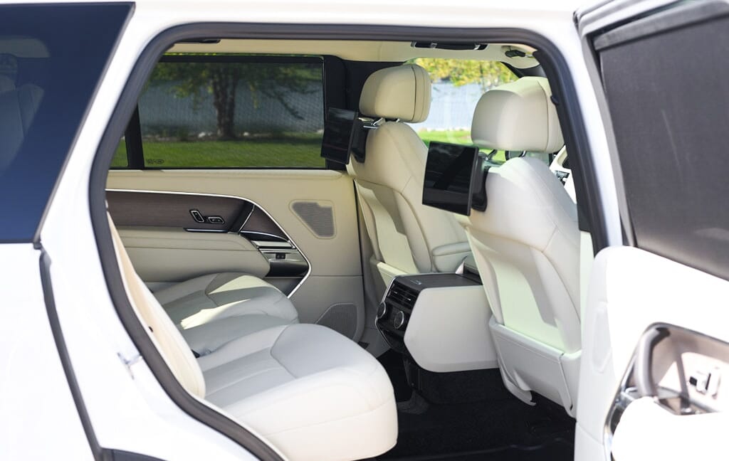 2023 Land Rover Range Rover P530 Autobiography LWB