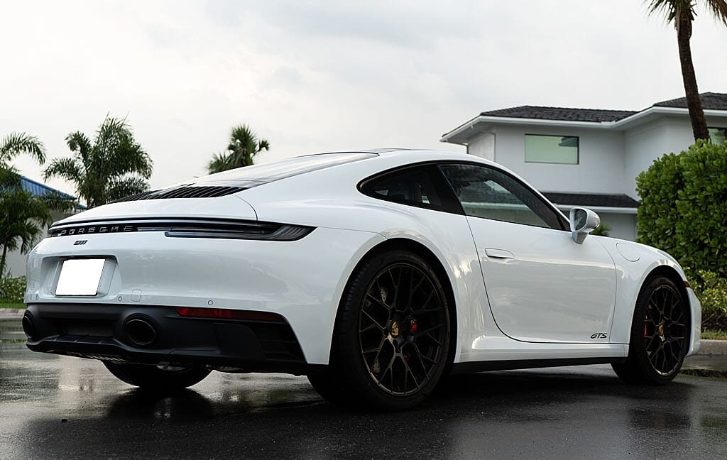 2023 Porsche 911 Carrera 4 GTS